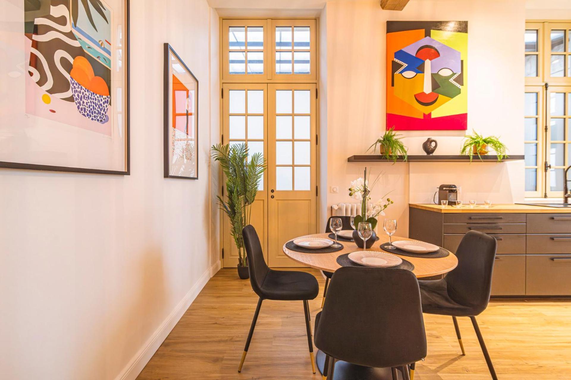 Mm Suites Loft Cathedrale Реймс Екстериор снимка