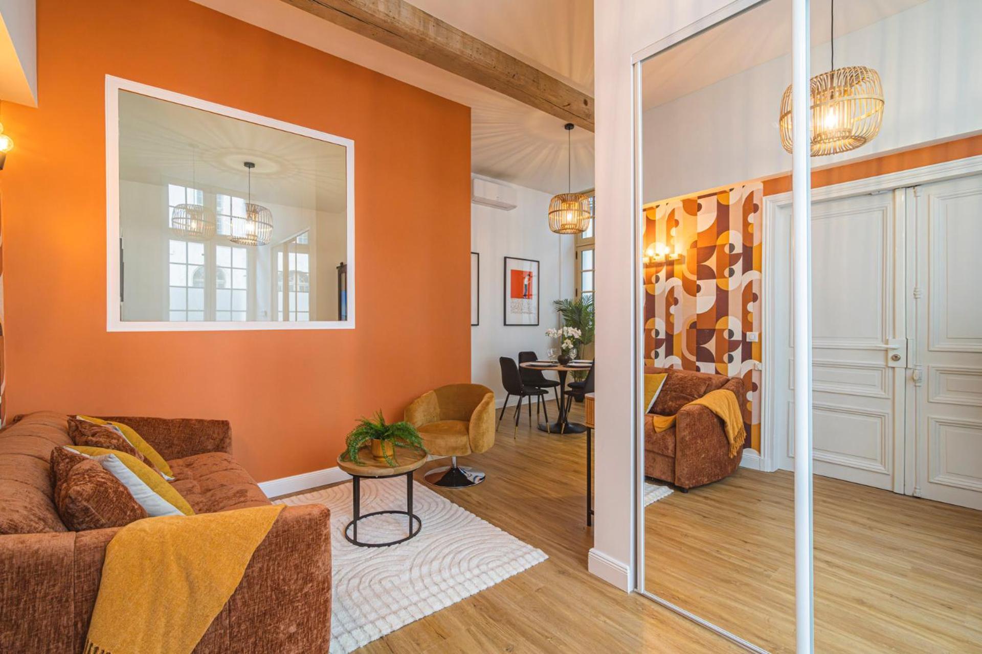 Mm Suites Loft Cathedrale Реймс Екстериор снимка